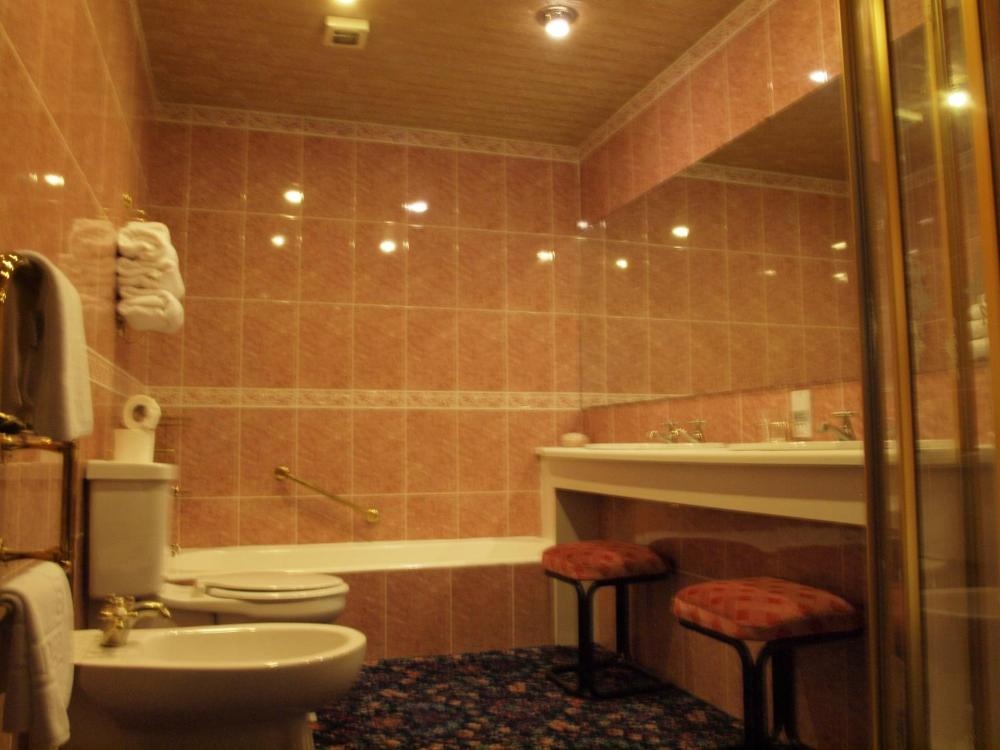 Room image 2