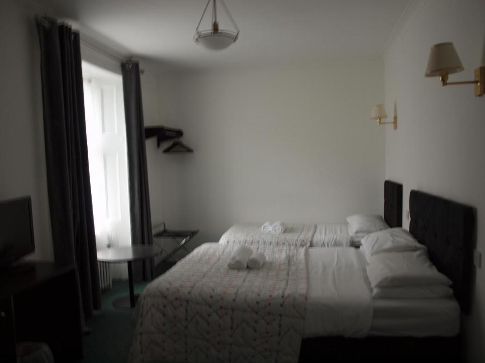 Room image 5