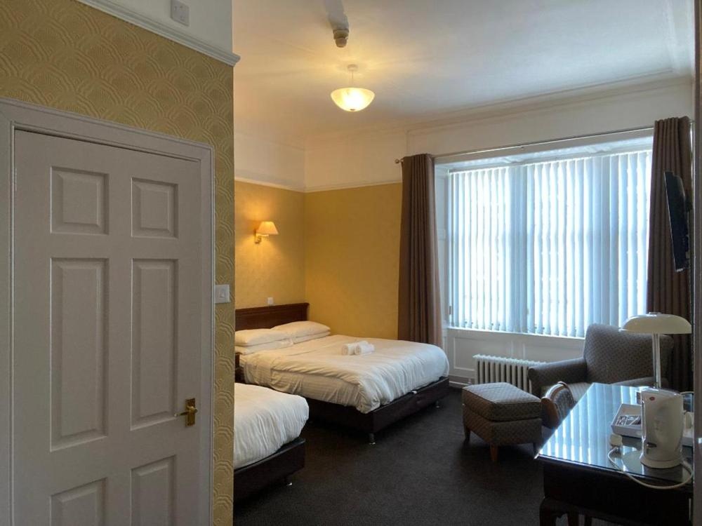 Room 6