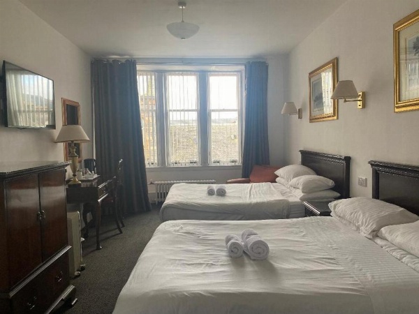 Argyll Arms Hotel image 39
