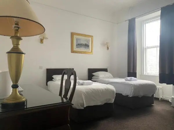 Argyll Arms Hotel 8